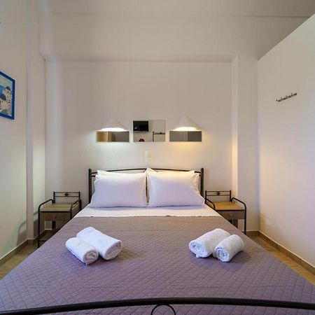 Marousi Rooms Perissa  Bagian luar foto